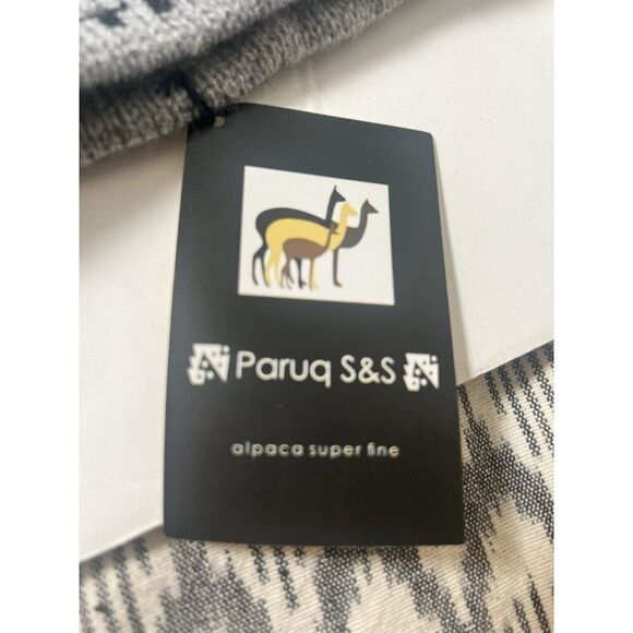 Paruq Luxury Alpaca Peruvian Long Beanie Hat Patterned One Sz NWT - Picture 4 of 5